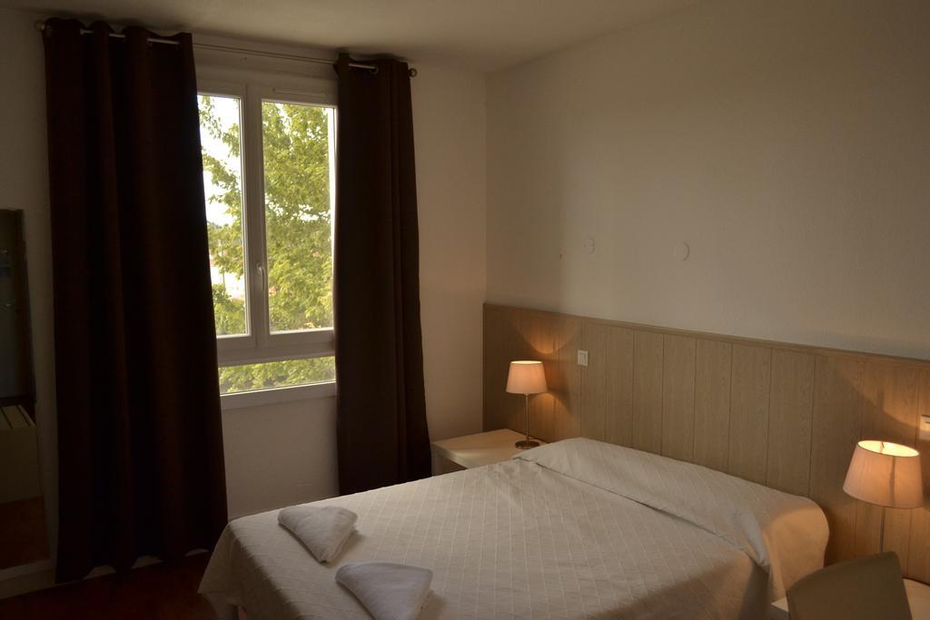 Hôtel Des Vignes Rivesaltes Buitenkant foto
